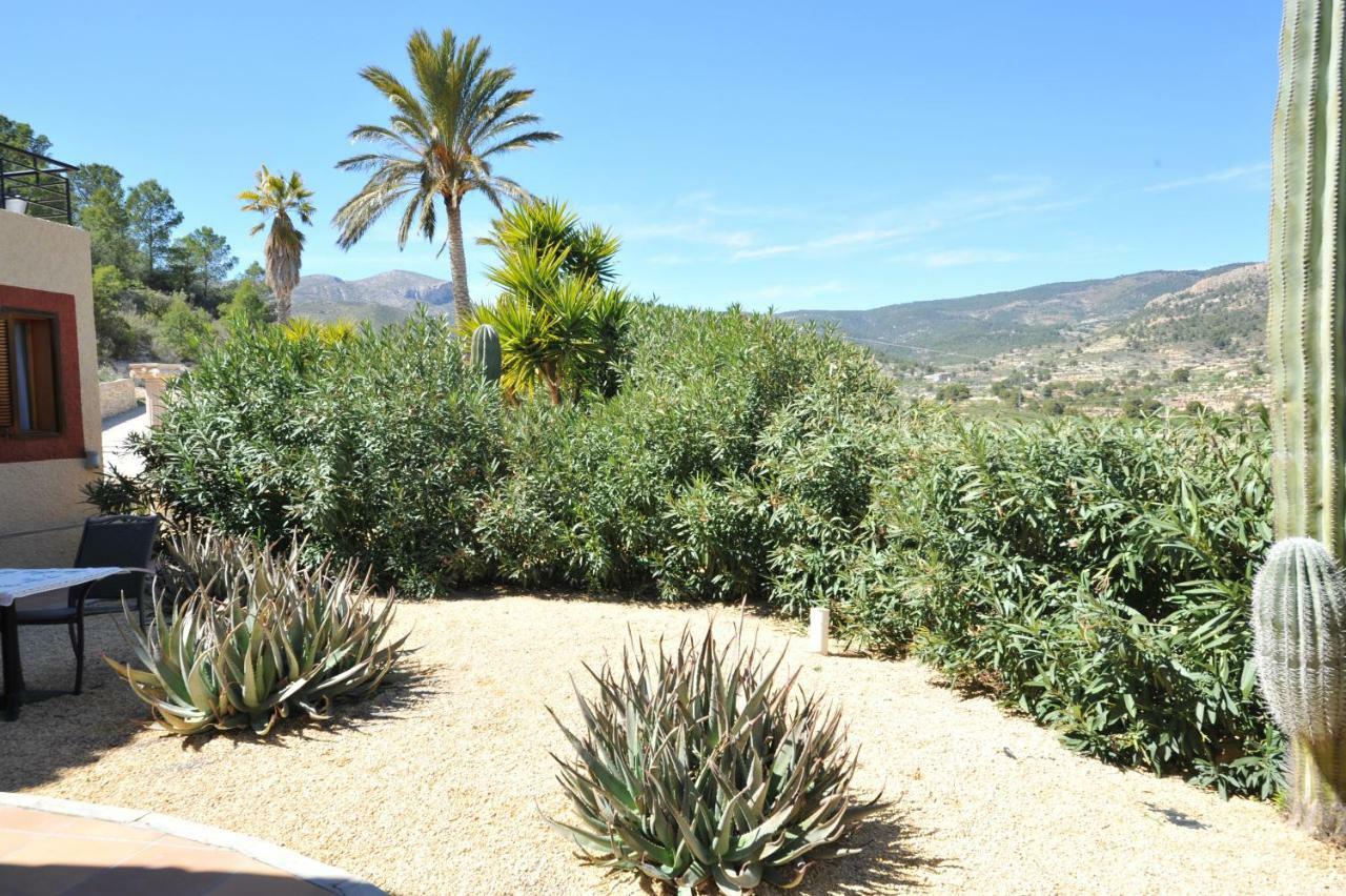Finca El Almendral Relleu Esterno foto